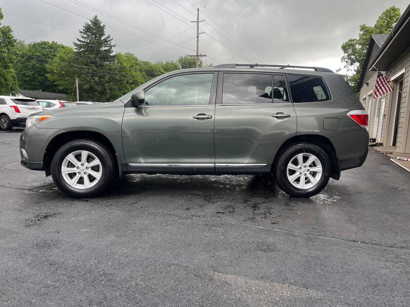 2011 Toyota Highlander SE