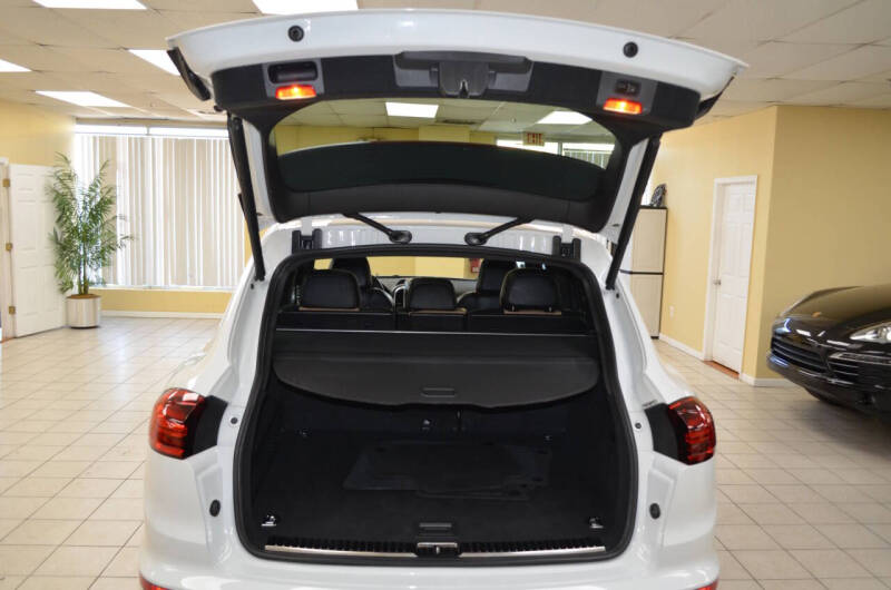 2016 Porsche Cayenne