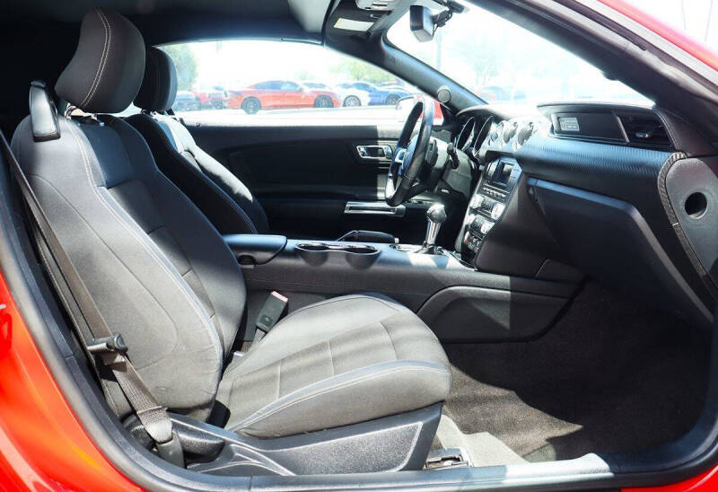 2015 Ford Mustang V6