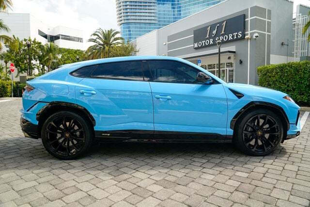 2024 Lamborghini Urus S