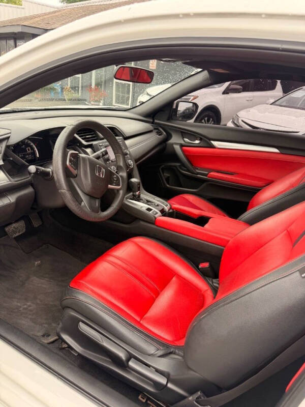 2017 Honda Civic LX-P