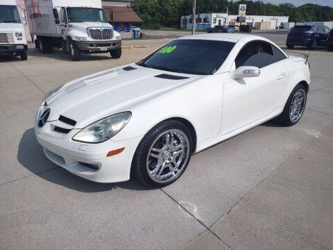 2005 Mercedes-Benz SLK for sale at Cargo Vans of Chicago LLC in Kankakee IL