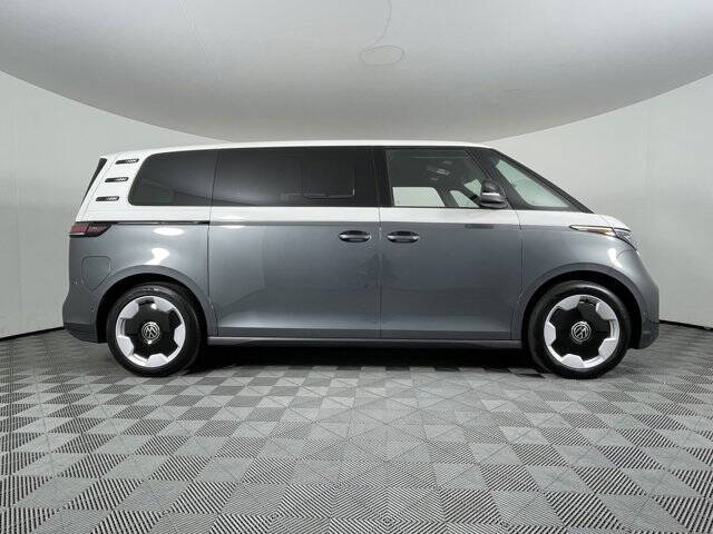 2025 Volkswagen ID. Buzz Pro S