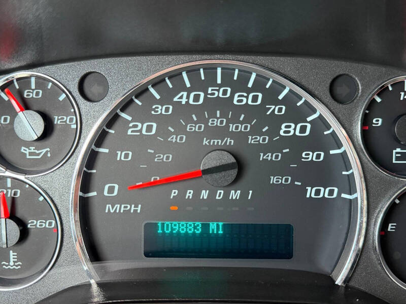 2023 Chevrolet Express 2500