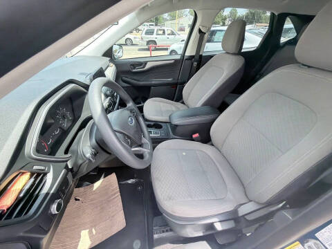 2022 Ford Escape S