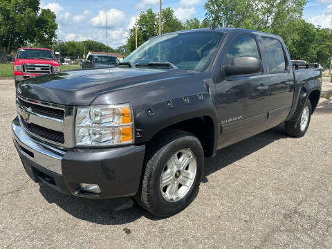 2011 Chevrolet Silverado 1500 for sale at Legends Automotive, LLC. in Topeka KS