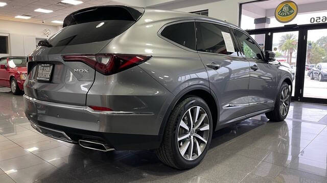 2025 Acura MDX w/Tech