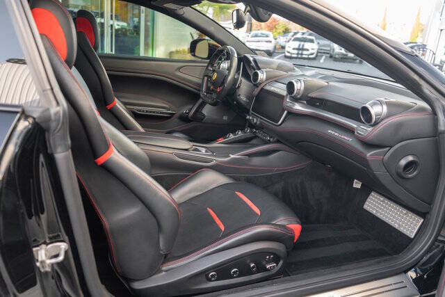 2018 Ferrari GTC4Lusso T 31