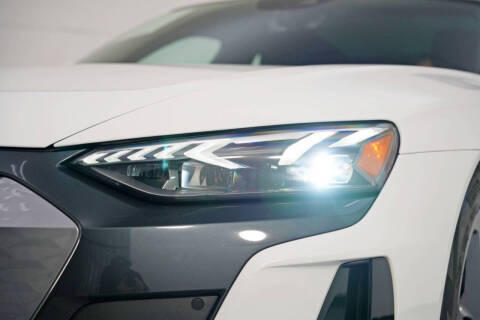 2022 Audi e-tron GT quattro Premium Plus