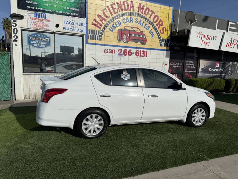 2019 Nissan Versa SV