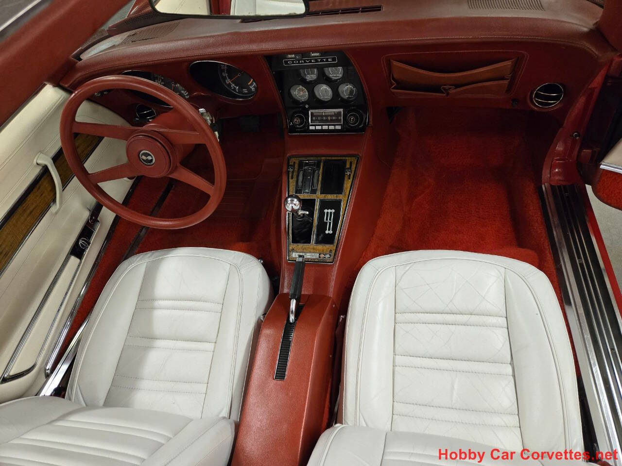 1976 Chevrolet Corvette 38