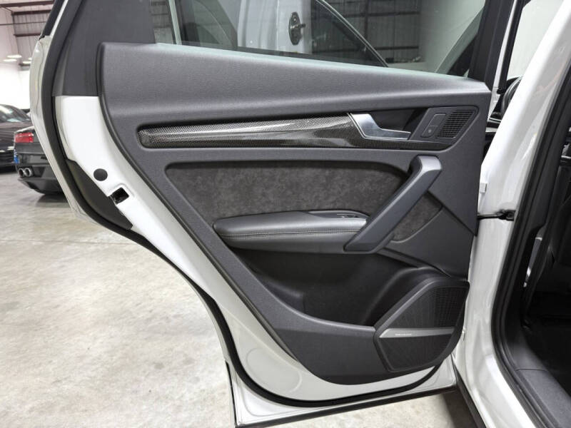 2020 Audi SQ5 3.0T quattro Prestige