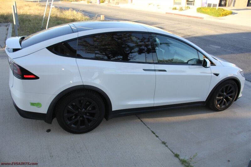 2023 Tesla Model X Standard Range