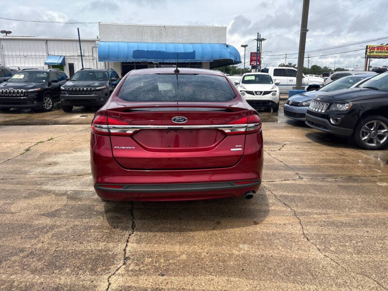 2018 Ford Fusion SE