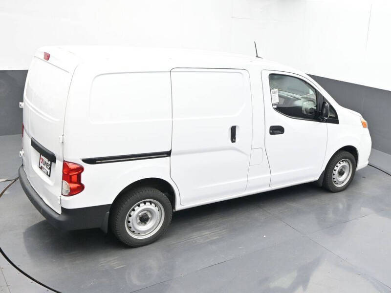 2021 Nissan NV200 S