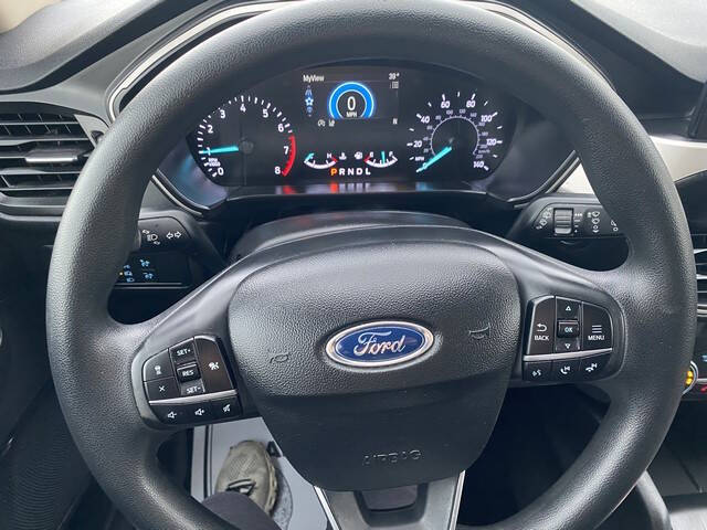 2020 Ford Escape SE