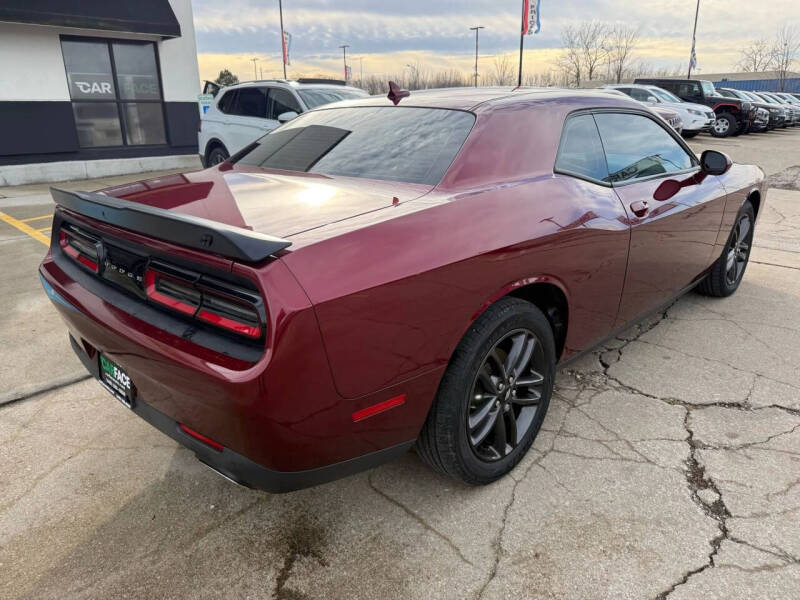 2019 Dodge Challenger SXT