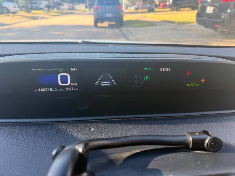 2020 Toyota Prius LE