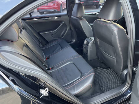 2017 Volkswagen Jetta 2.0T GLI