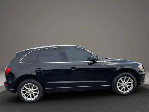 2012 Audi Q5 2.0T quattro Premium Plus