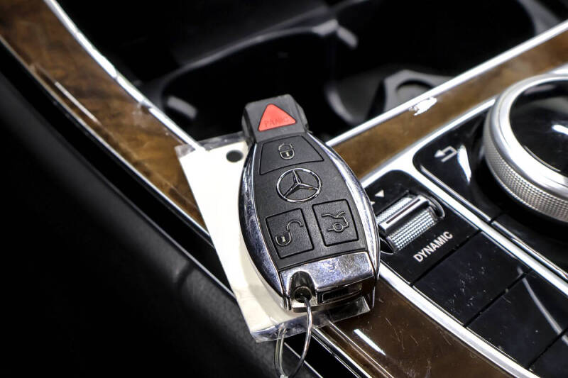 2016 Mercedes-Benz C-Class