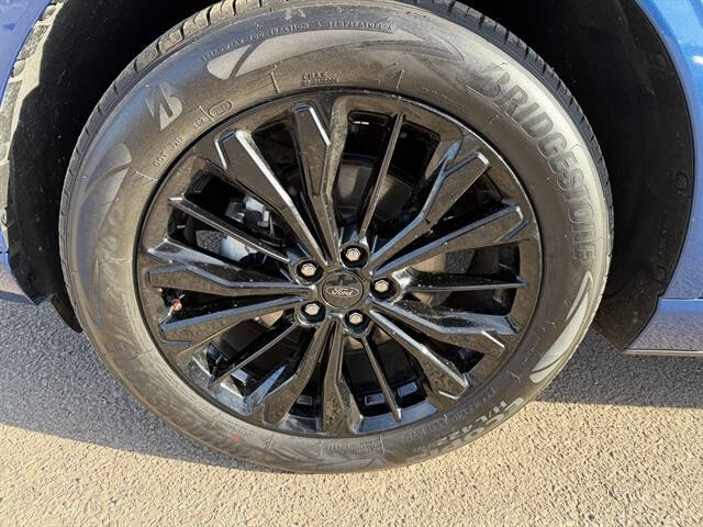 2023 Ford Escape ST-Line Elite