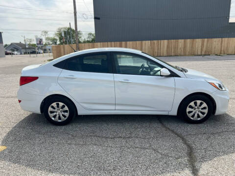 2017 Hyundai Accent SE
