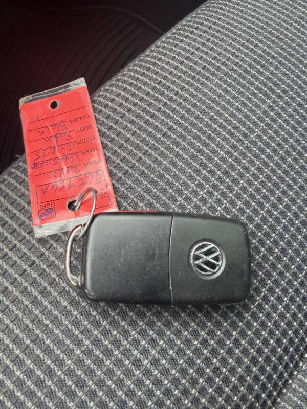 2013 Volkswagen Golf 2.5L PZEV