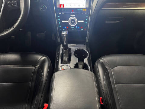 2018 Ford Explorer Platinum