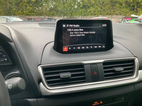 2018 Mazda MAZDA3 Touring