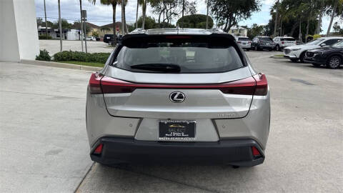 2020 Lexus UX 200
