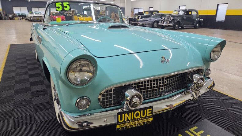 1955 Ford Thunderbird