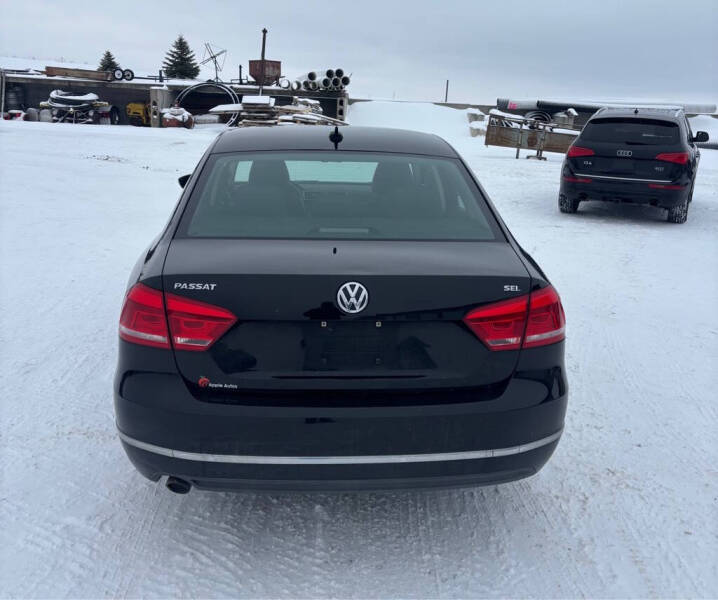 2012 Volkswagen Passat SEL