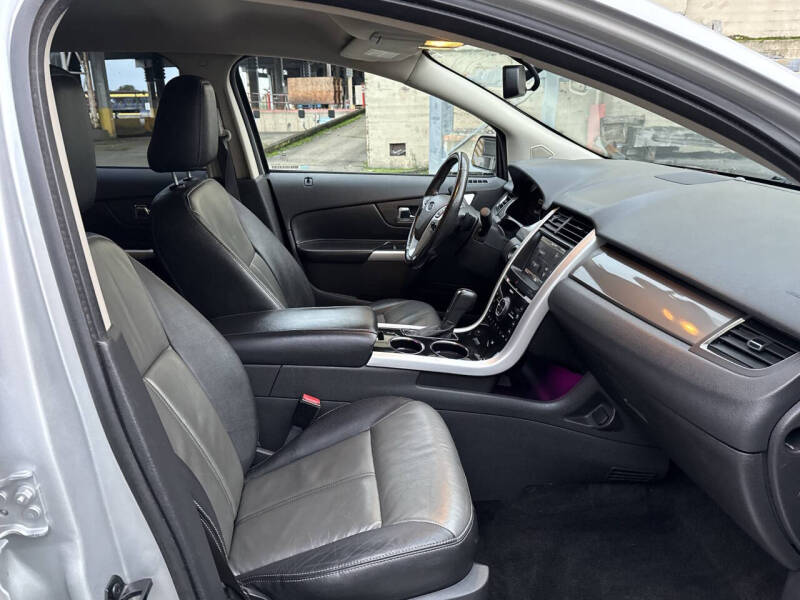 2011 Ford Edge Sport