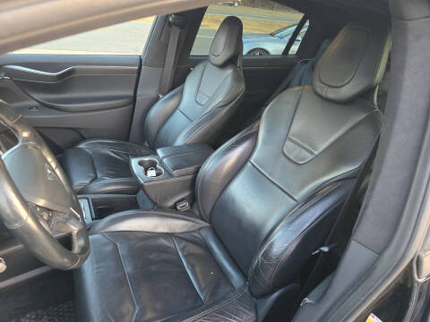 2017 Tesla Model X 75D