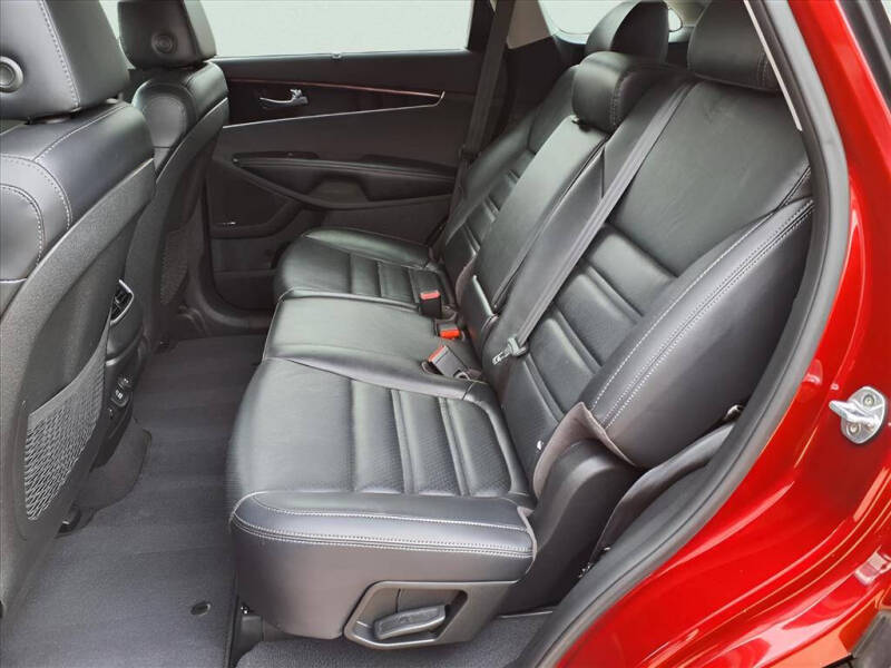 2019 Kia Sorento EX V6