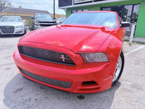 2013 Ford Mustang V6