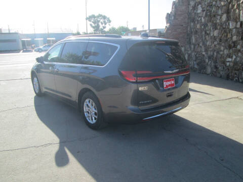 2022 Chrysler Pacifica Touring L