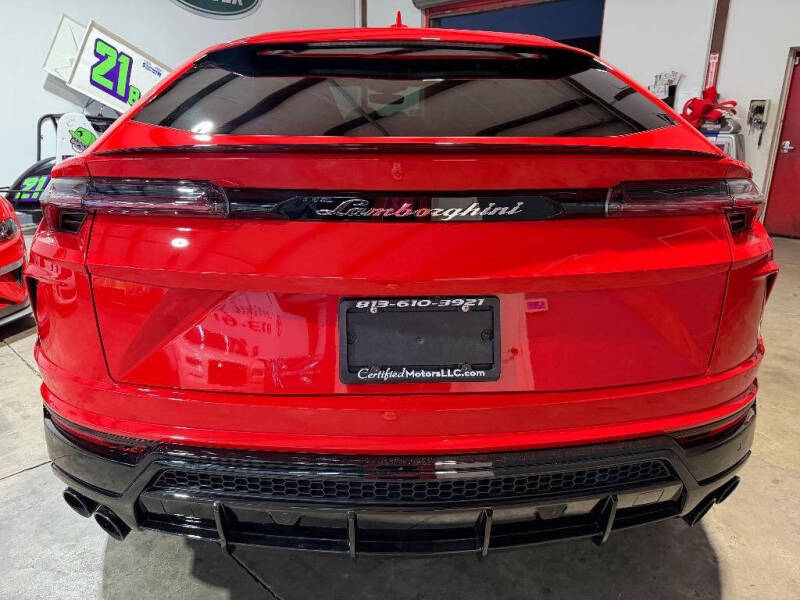 2022 Lamborghini Urus