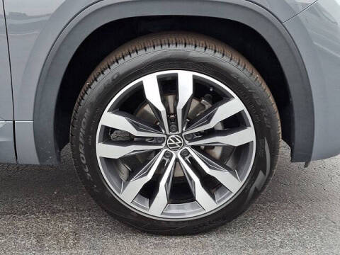 2020 Volkswagen Atlas Cross Sport V6 SEL R-Line 4Motion