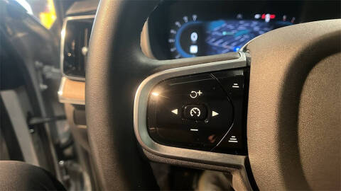 2025 Volvo XC90 B6 Plus Bright Theme 7P