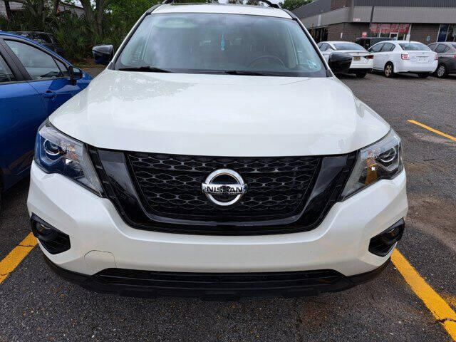 2019 Nissan Pathfinder SL