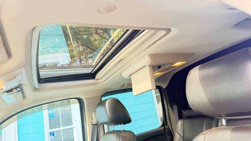 2012 Chevrolet Avalanche LTZ