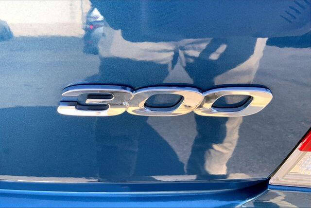 2023 Chrysler 300 Touring