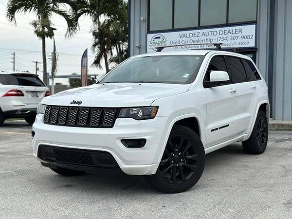 2017 Jeep Grand Cherokee for sale at Valdez Auto Dealers in Pompano Beach, FL