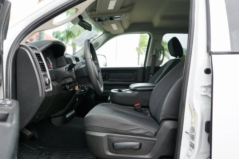 2023 RAM 1500 Classic Tradesman