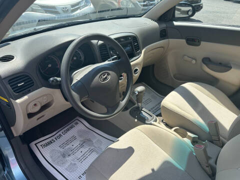 2009 Hyundai Accent GLS