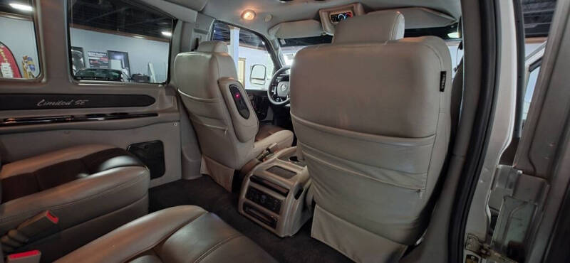 2019 GMC Savana 2500