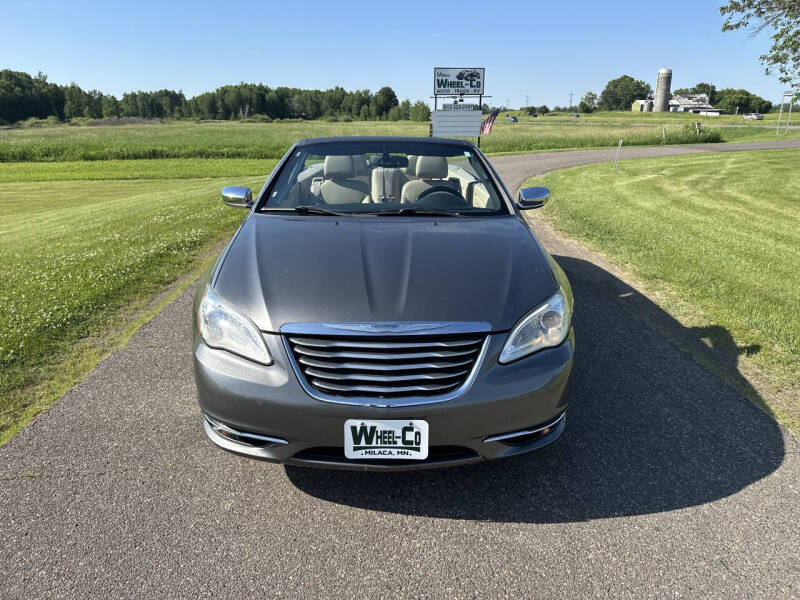 2011 Chrysler 200 Limited