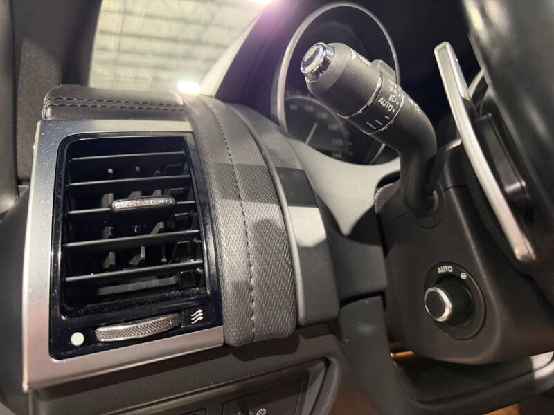 2018 Jaguar F-TYPE R-Dynamic